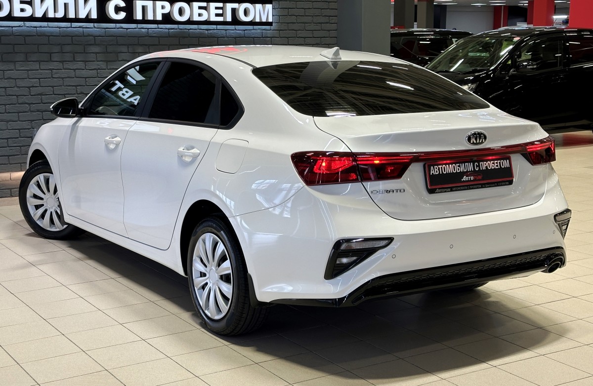Kia Cerato - фото 4