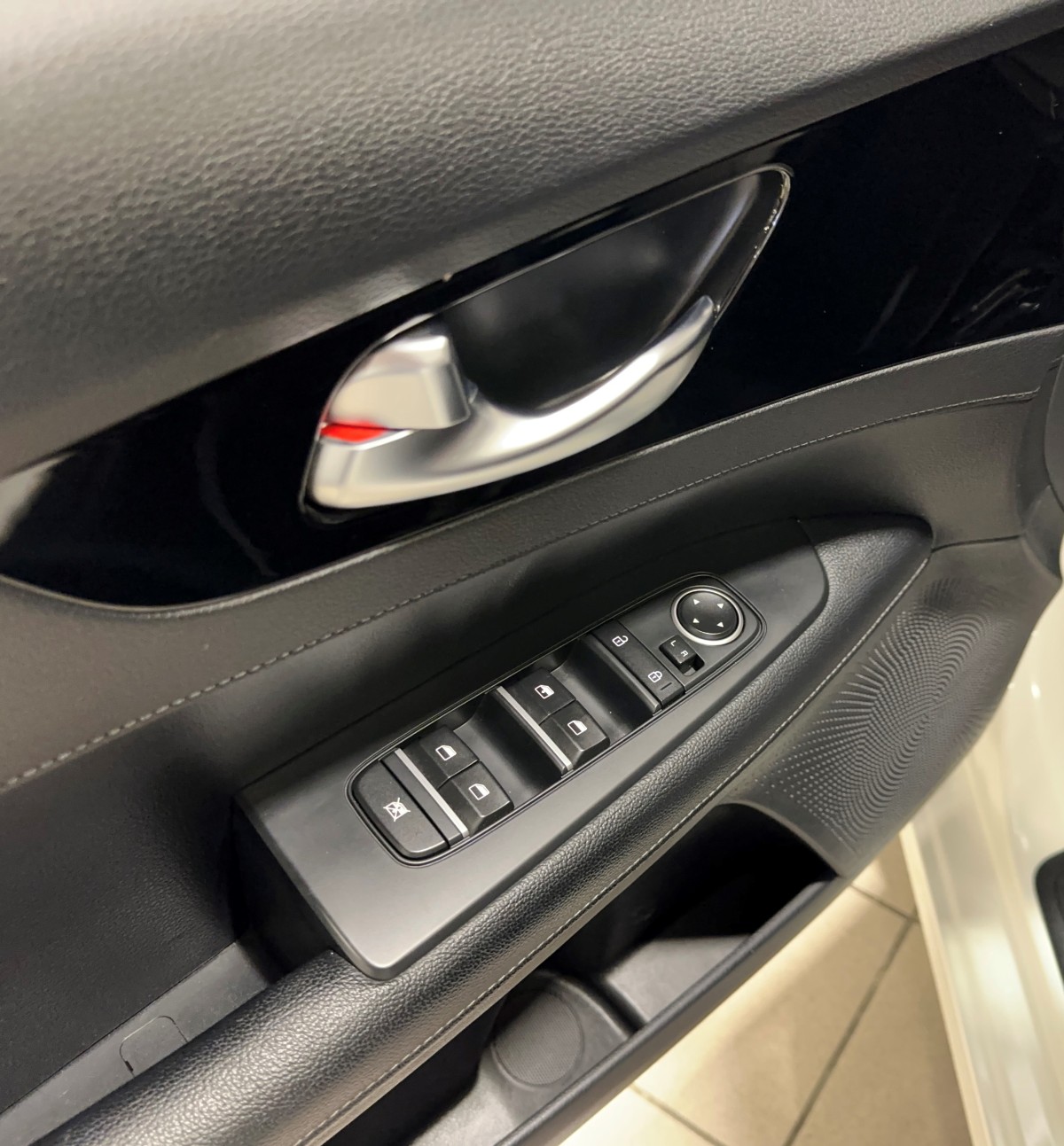 Kia Cerato - фото 16