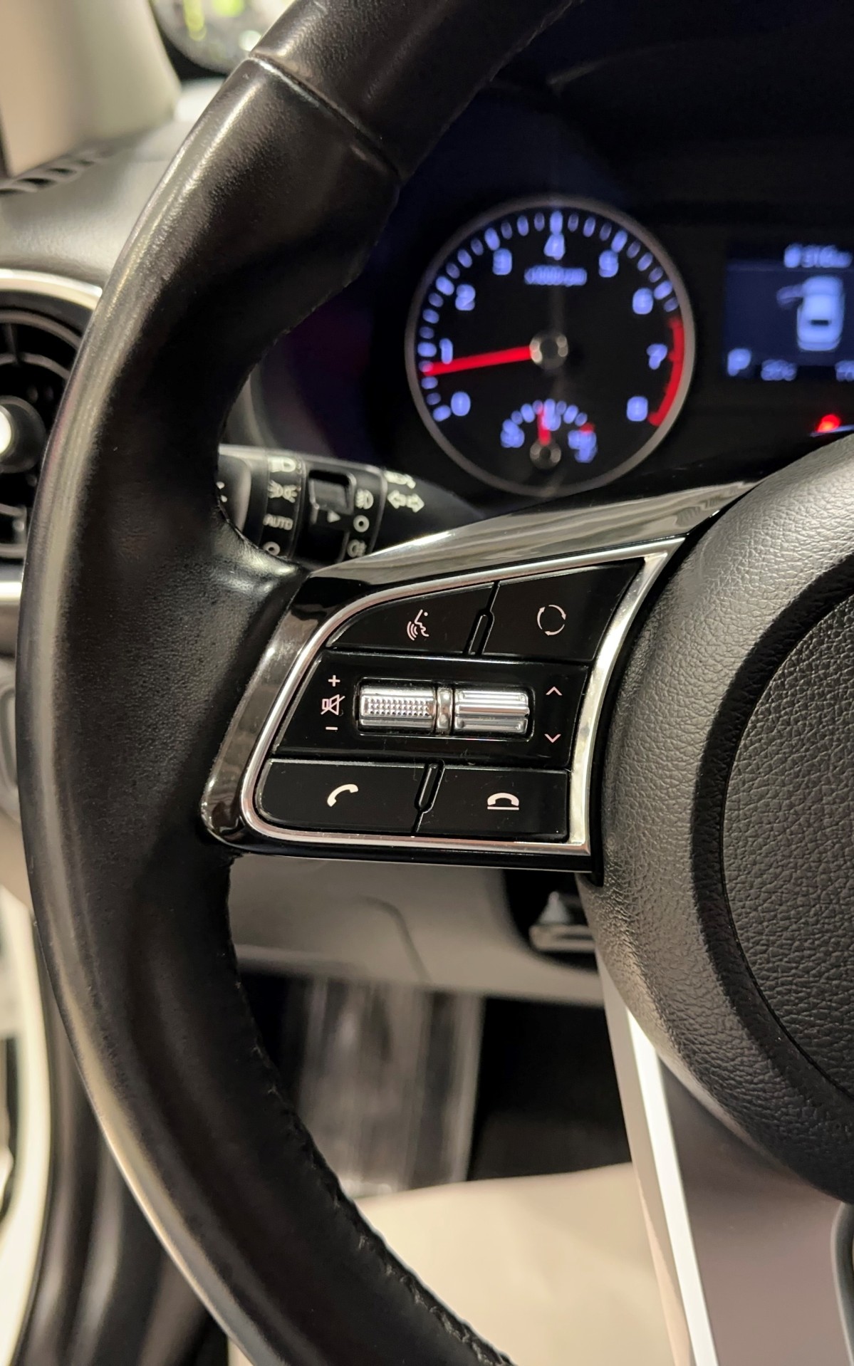 Kia Cerato - фото 18