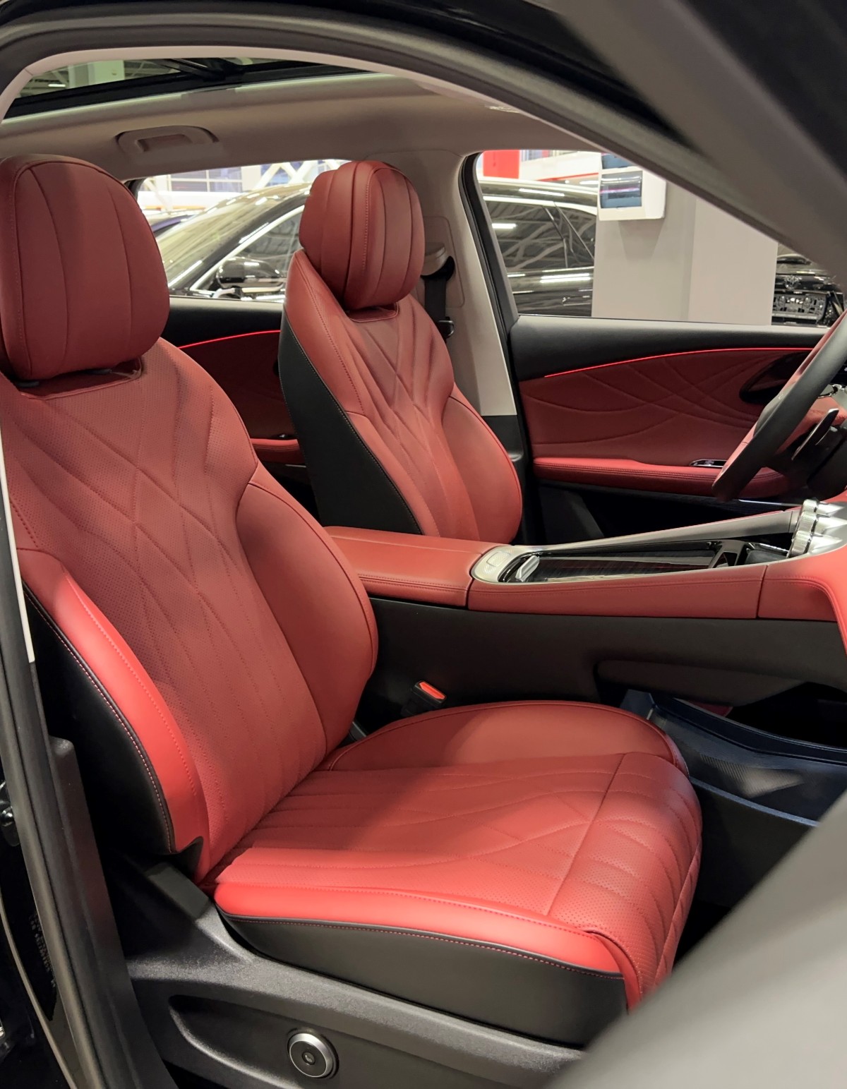 EXEED RX - фото 15