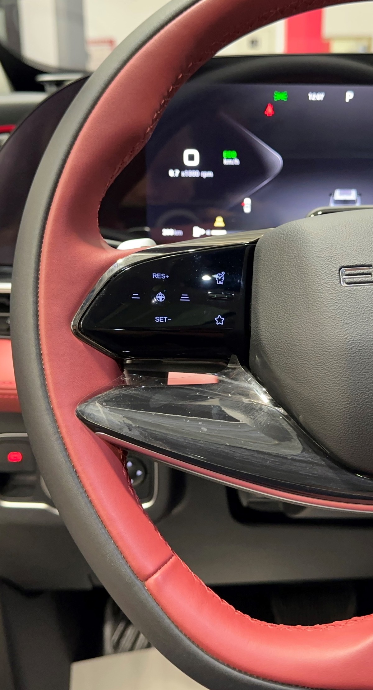 EXEED RX - фото 23