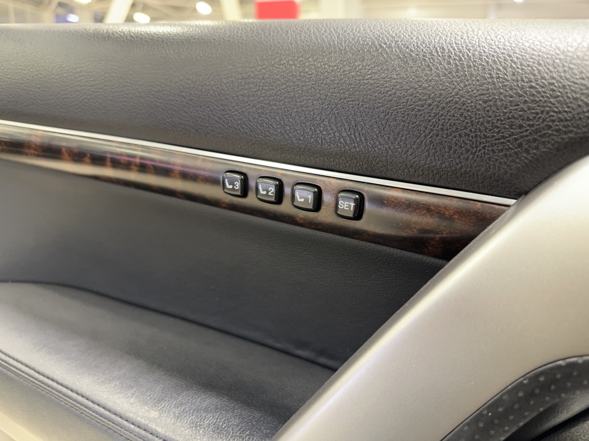 Toyota Land Cruiser 200 - фото 17