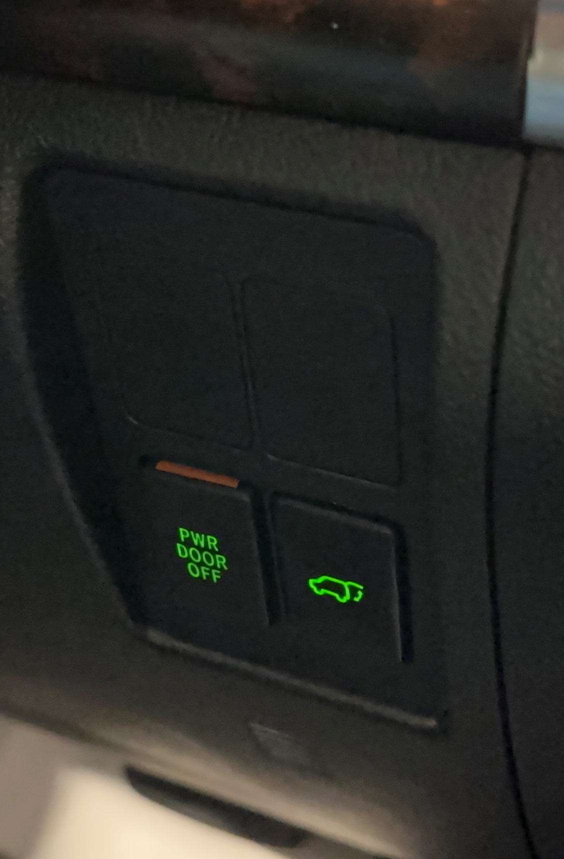 Toyota Land Cruiser 200 - фото 25