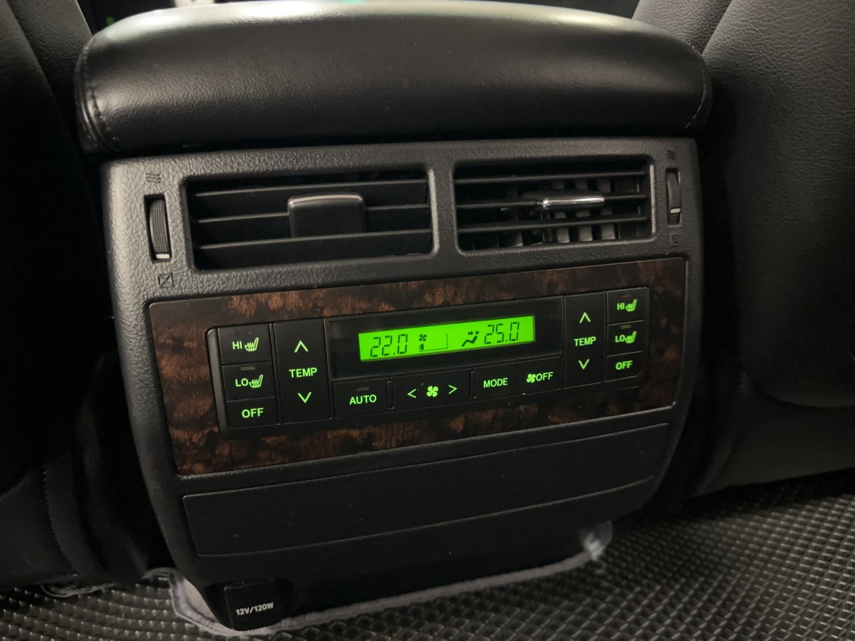 Toyota Land Cruiser 200 - фото 35