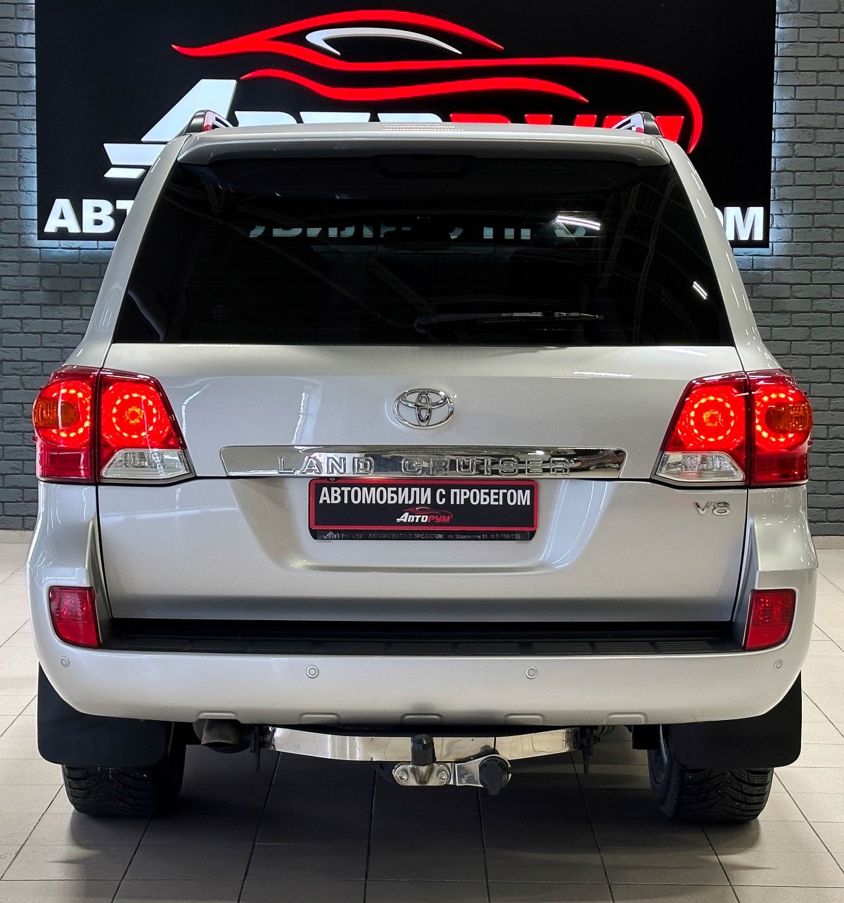 Toyota Land Cruiser 200 - фото 6