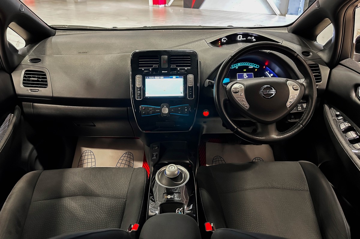 Nissan Leaf - фото 28