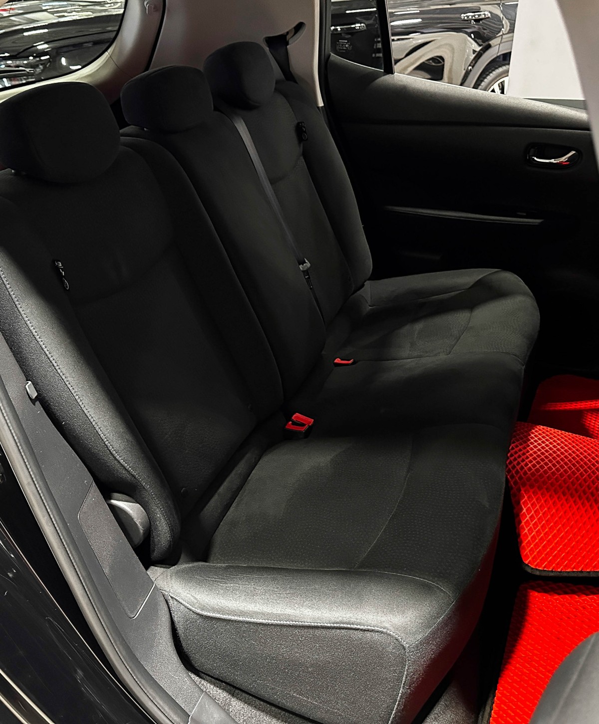 Nissan Leaf - фото 13