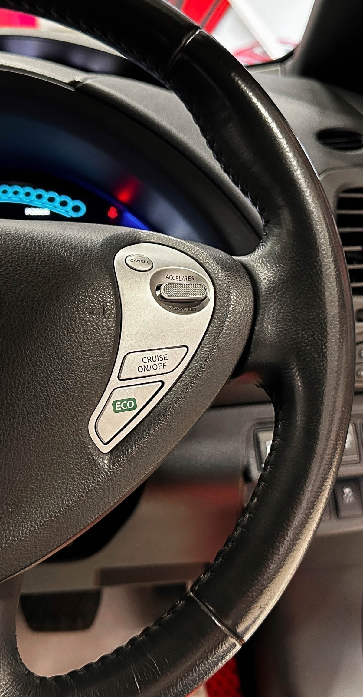 Nissan Leaf - фото 21