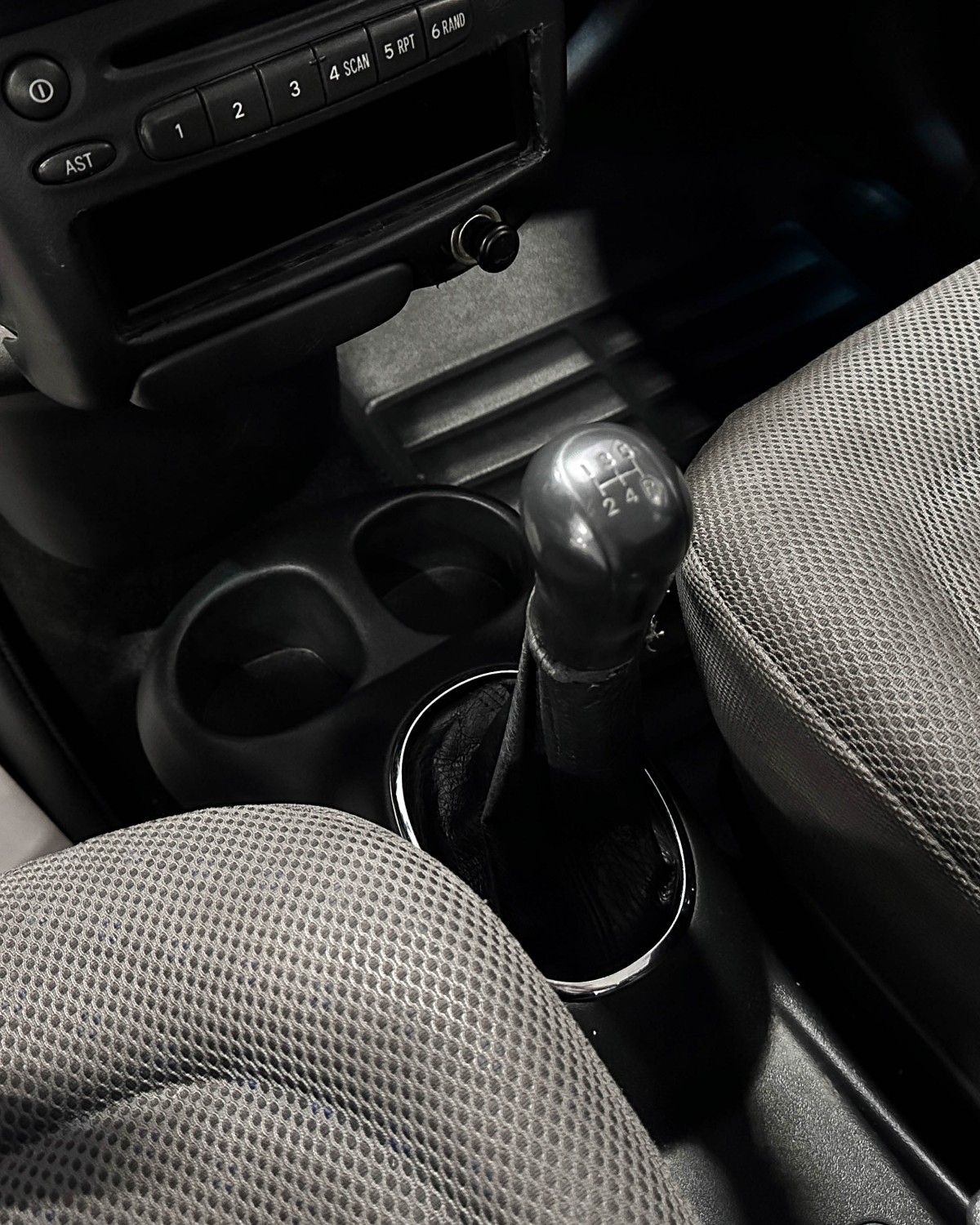 Toyota Yaris Verso - фото 15