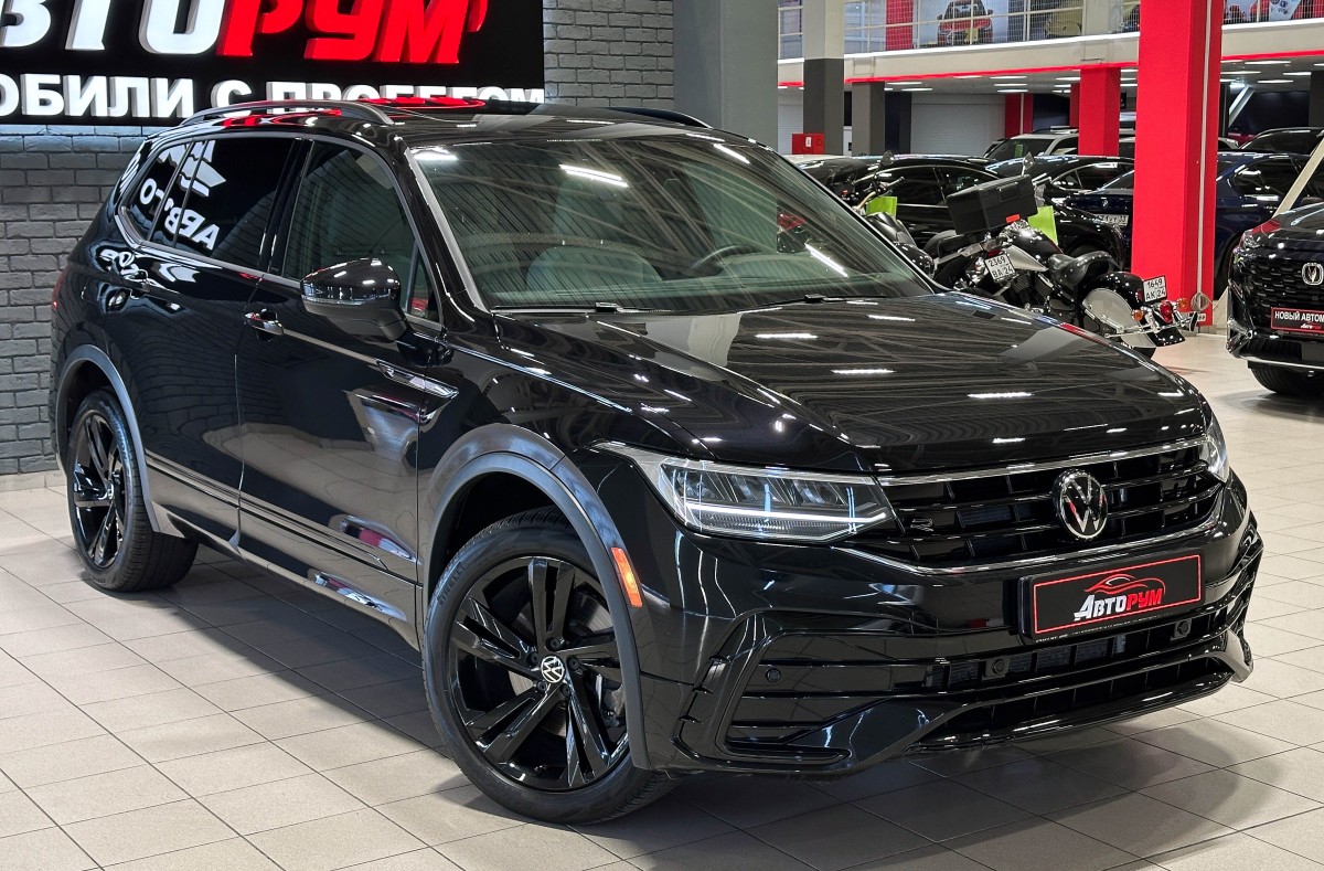 Volkswagen Tiguan - фото 4