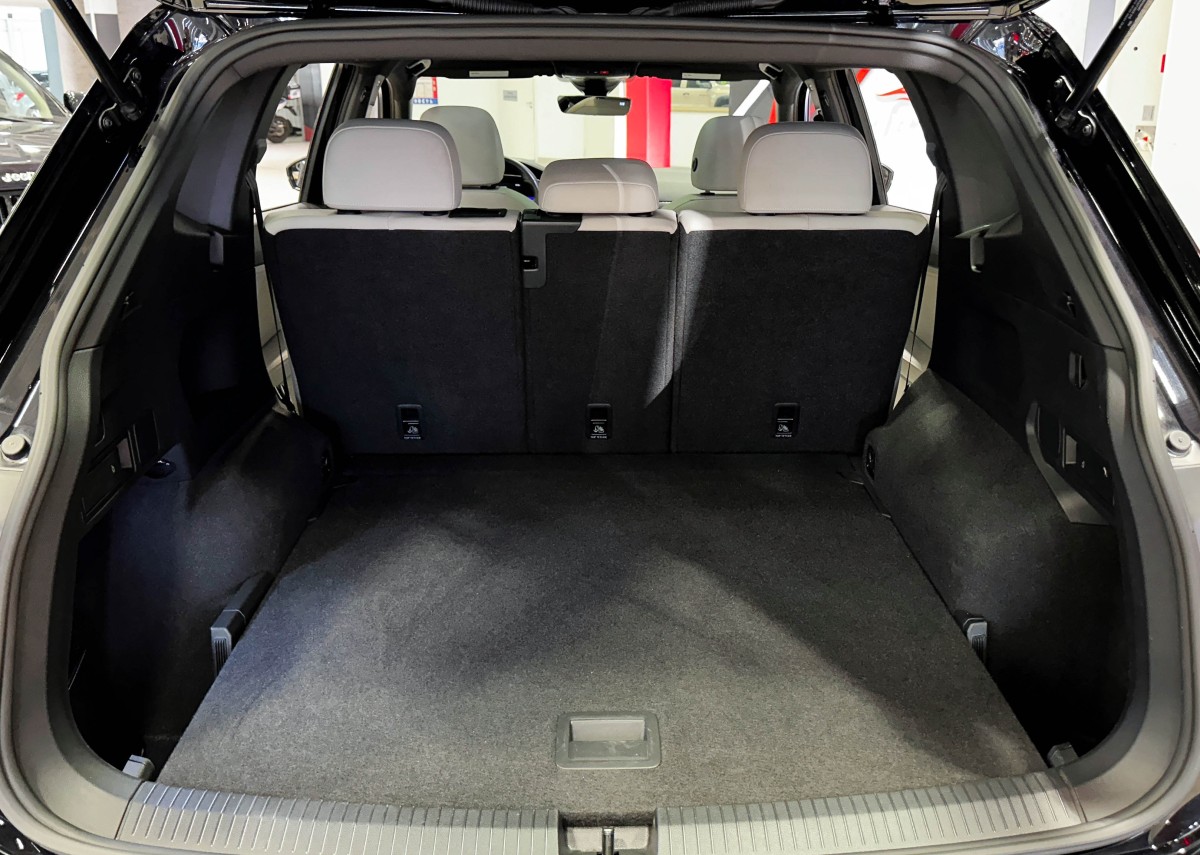 Volkswagen Tiguan - фото 13