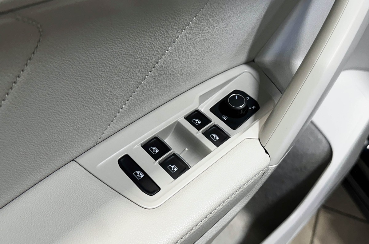 Volkswagen Tiguan - фото 17