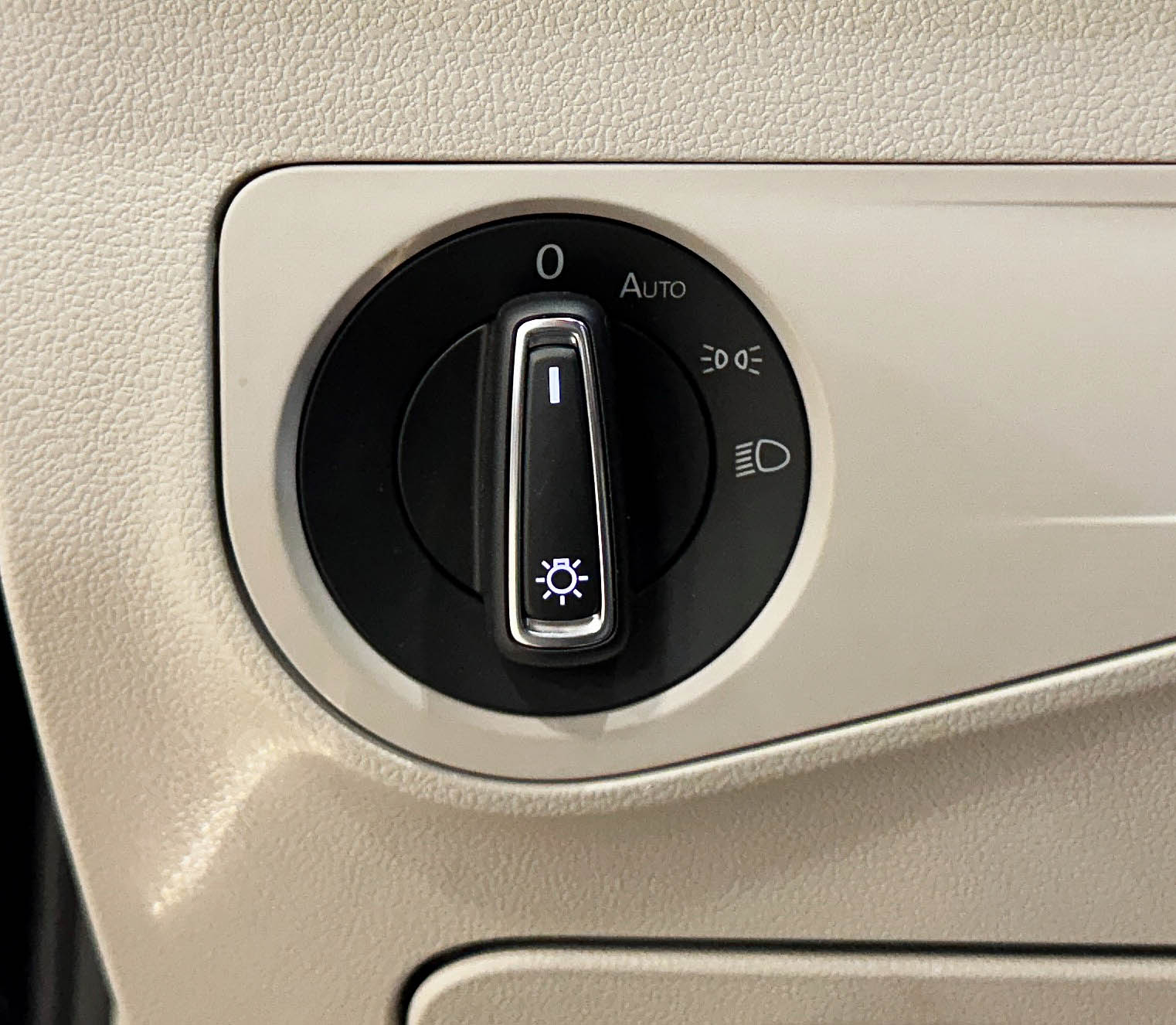 Volkswagen Tiguan - фото 19