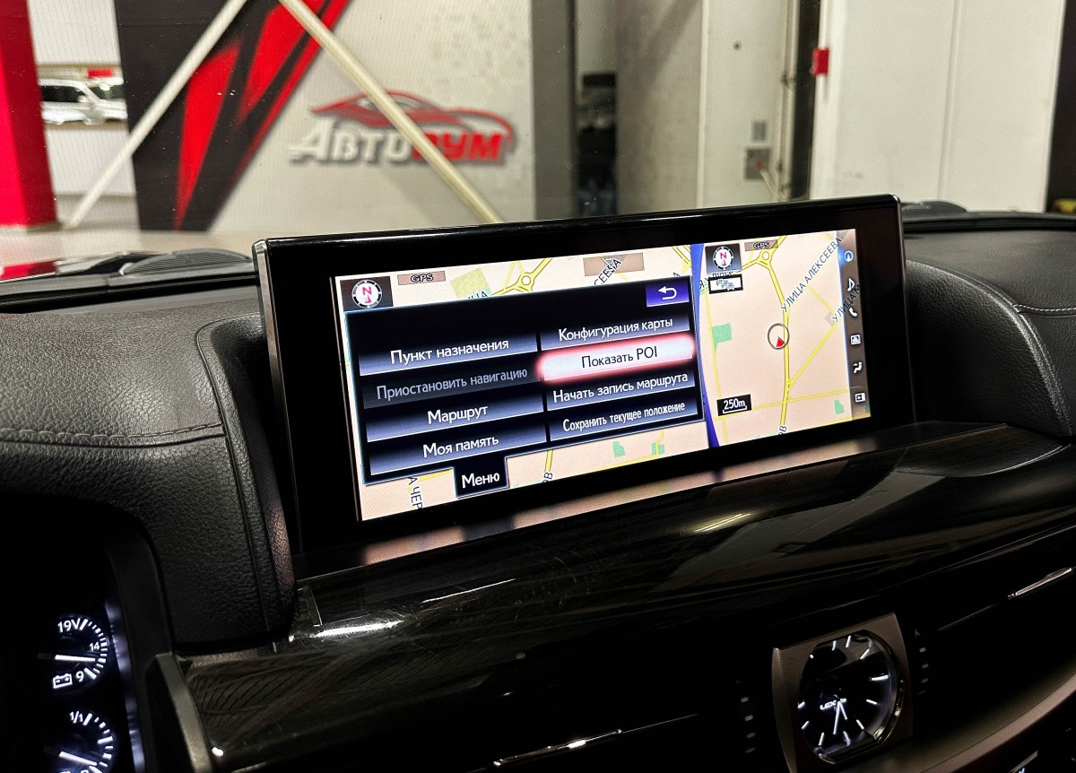 Lexus LX 570 - фото 29