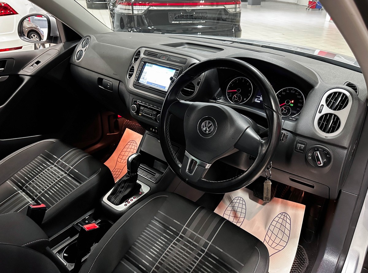 Volkswagen Tiguan - фото 10