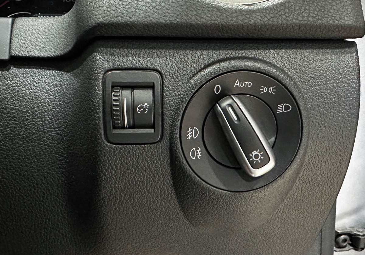 Volkswagen Tiguan - фото 18