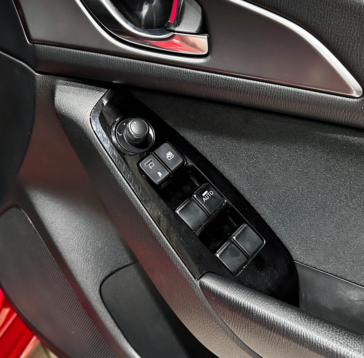 Mazda Axela - фото 17