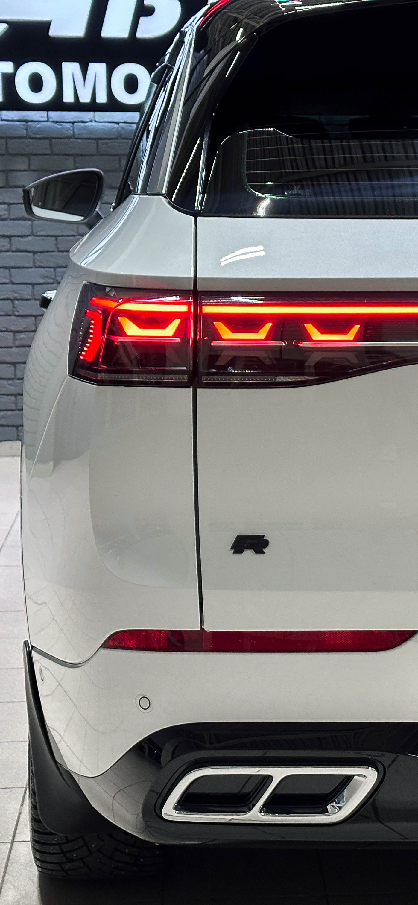 Volkswagen Tavendor - фото 8