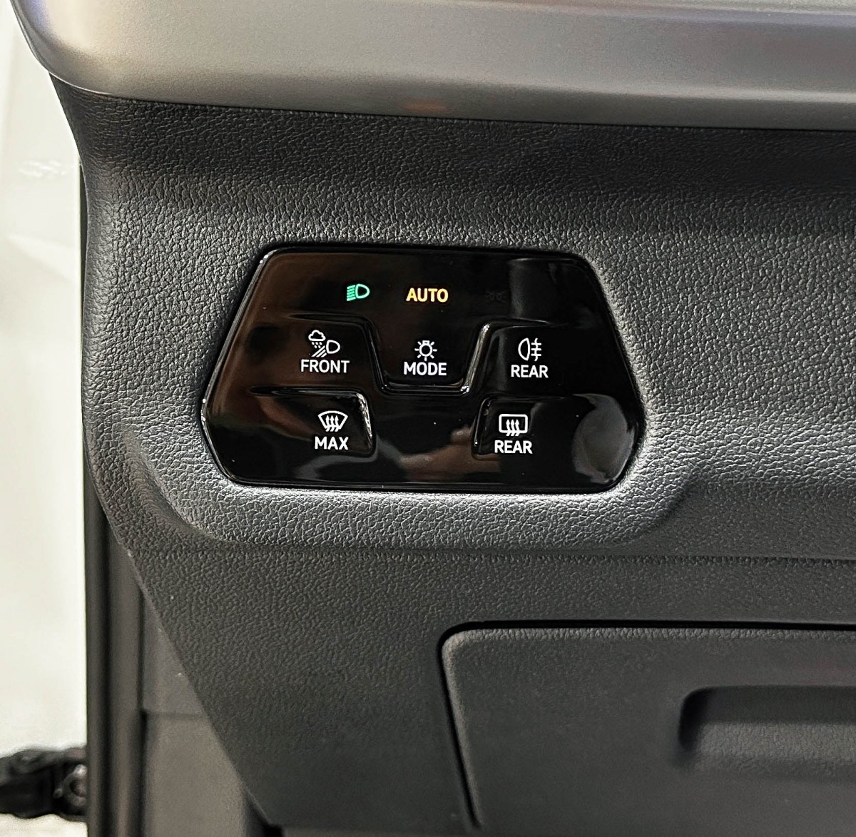 Volkswagen Tavendor - фото 21