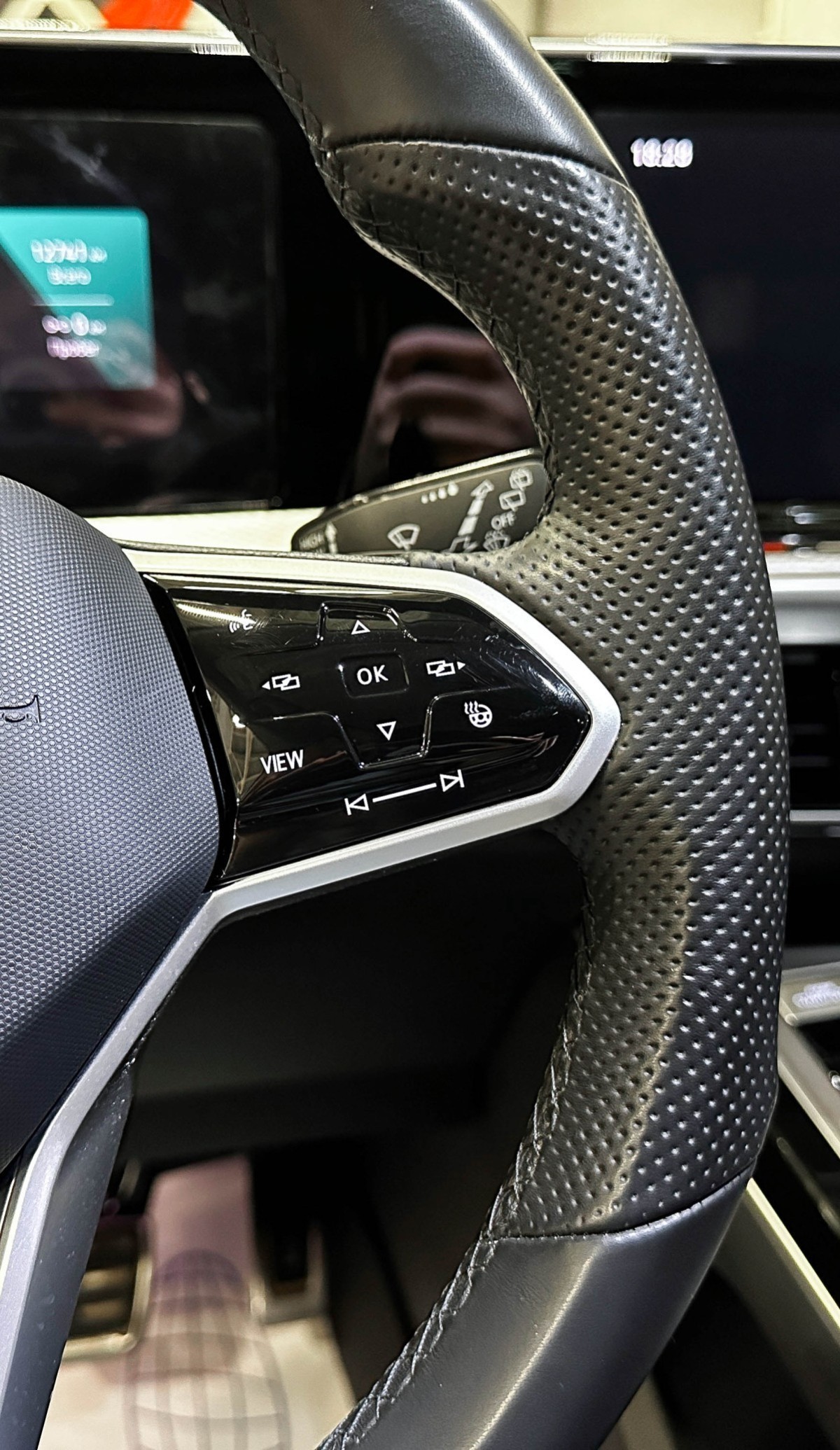 Volkswagen Tavendor - фото 24