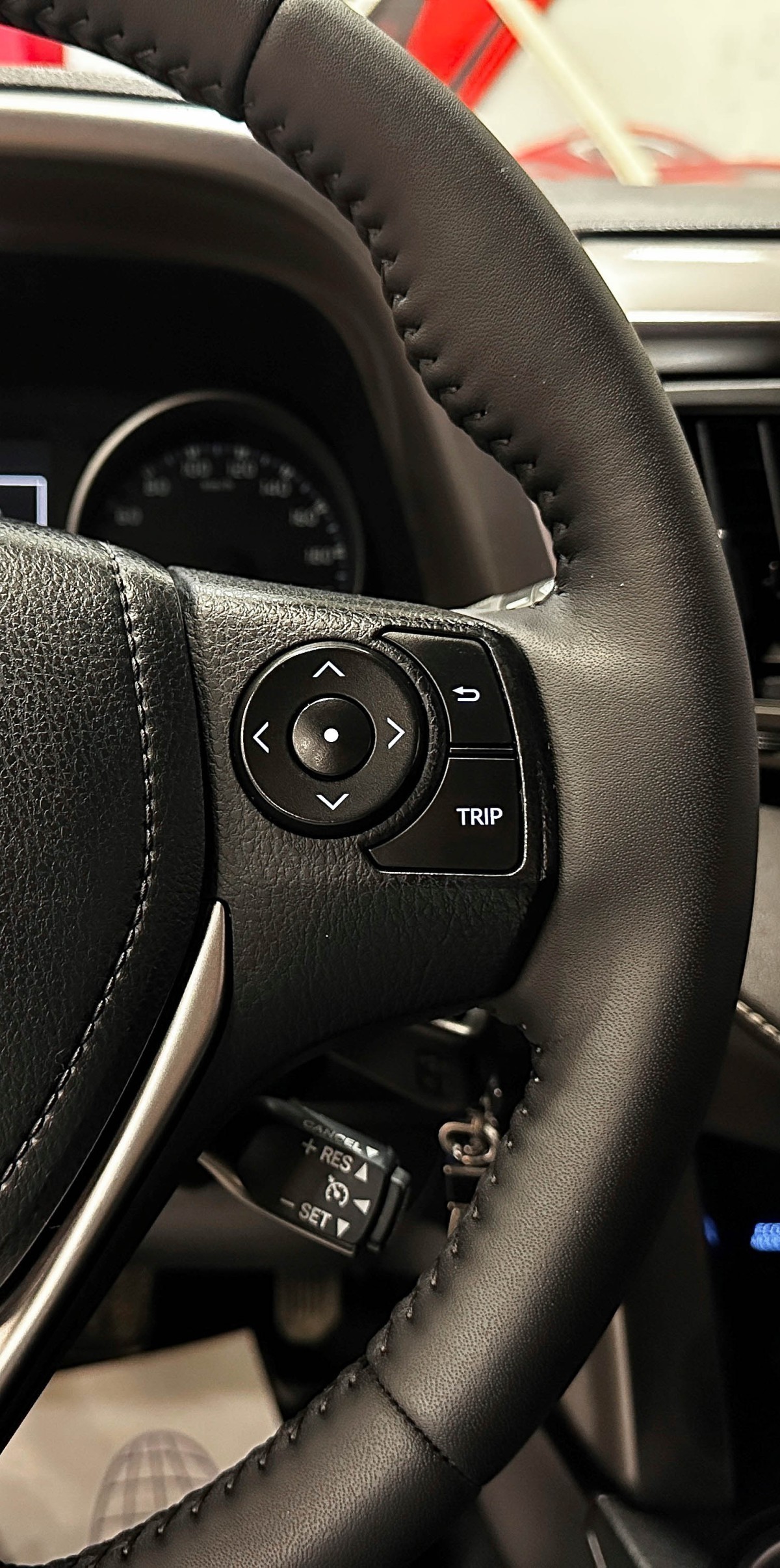 Toyota RAV4 - фото 22