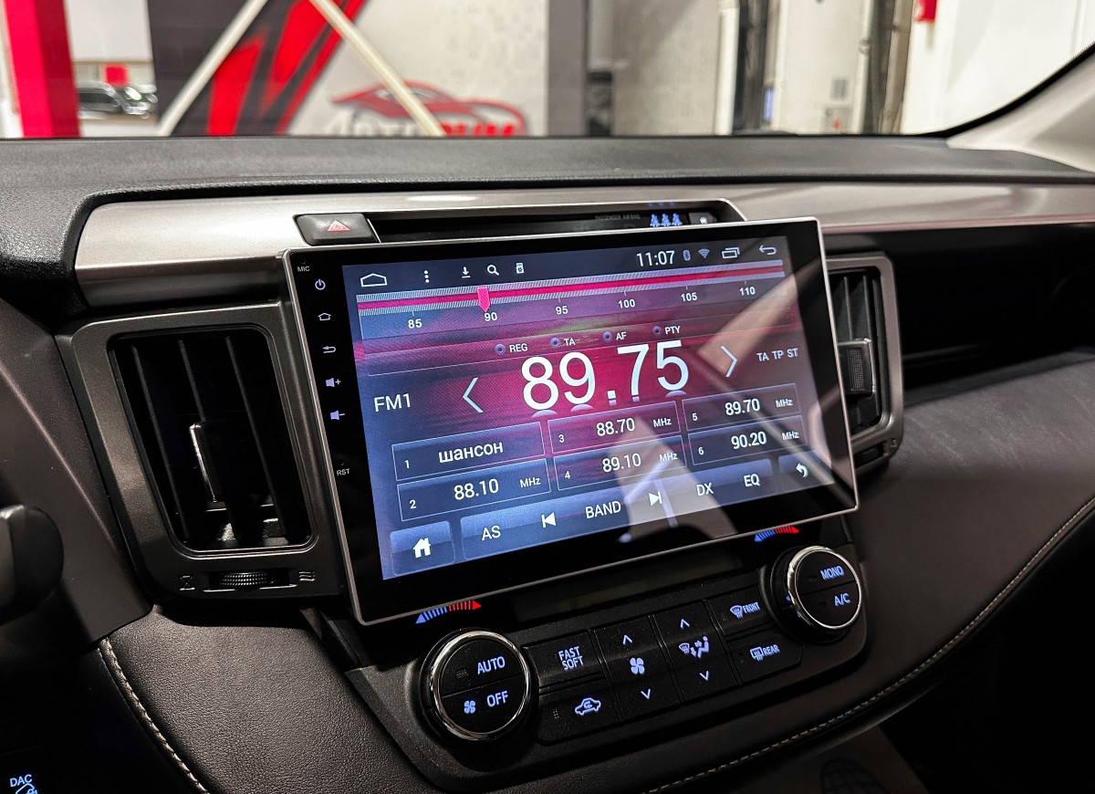 Toyota RAV4 - фото 24