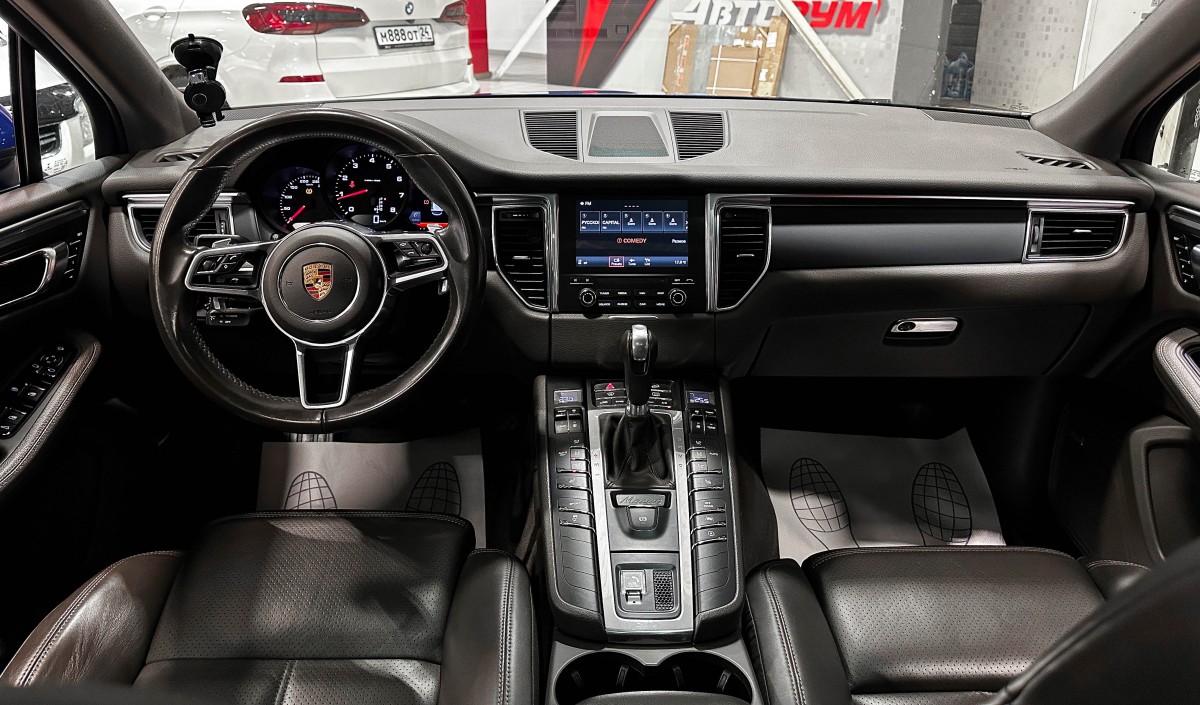 Porsche Macan - фото 33