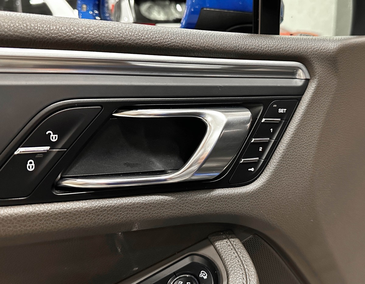 Porsche Macan - фото 18