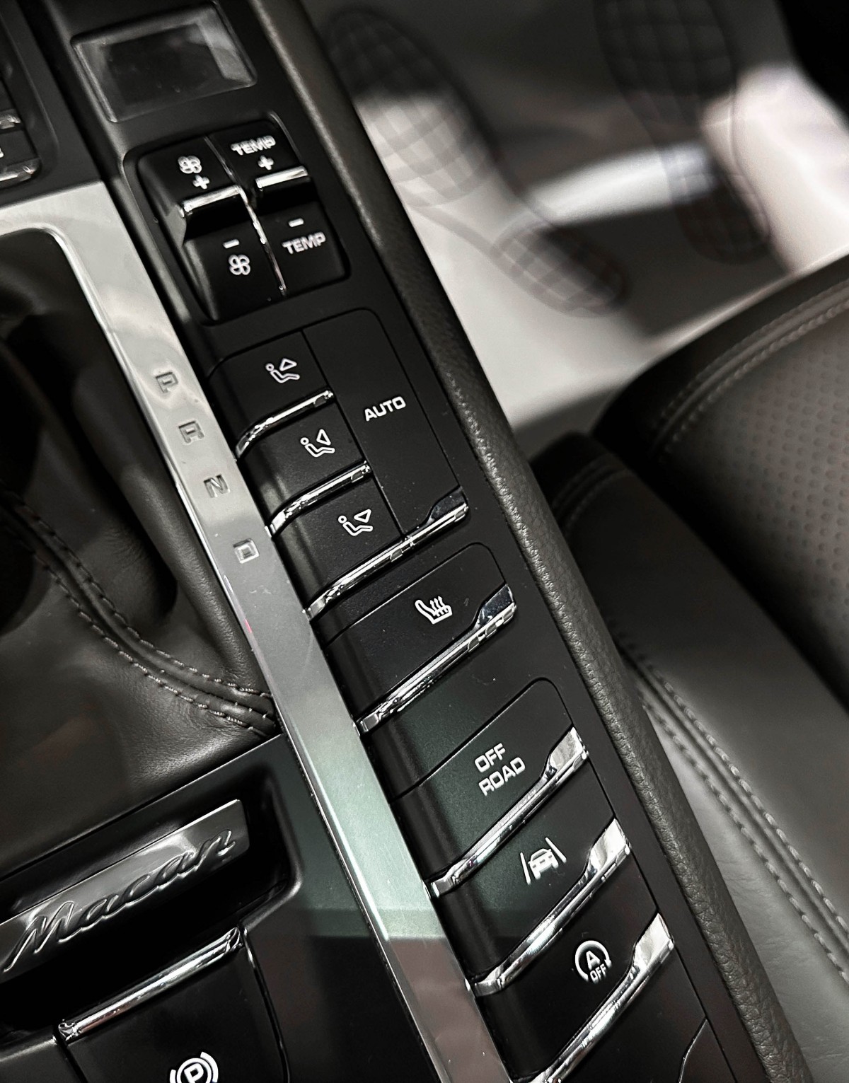 Porsche Macan - фото 30