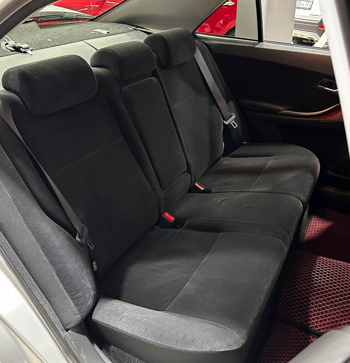 Toyota Premio - фото 12