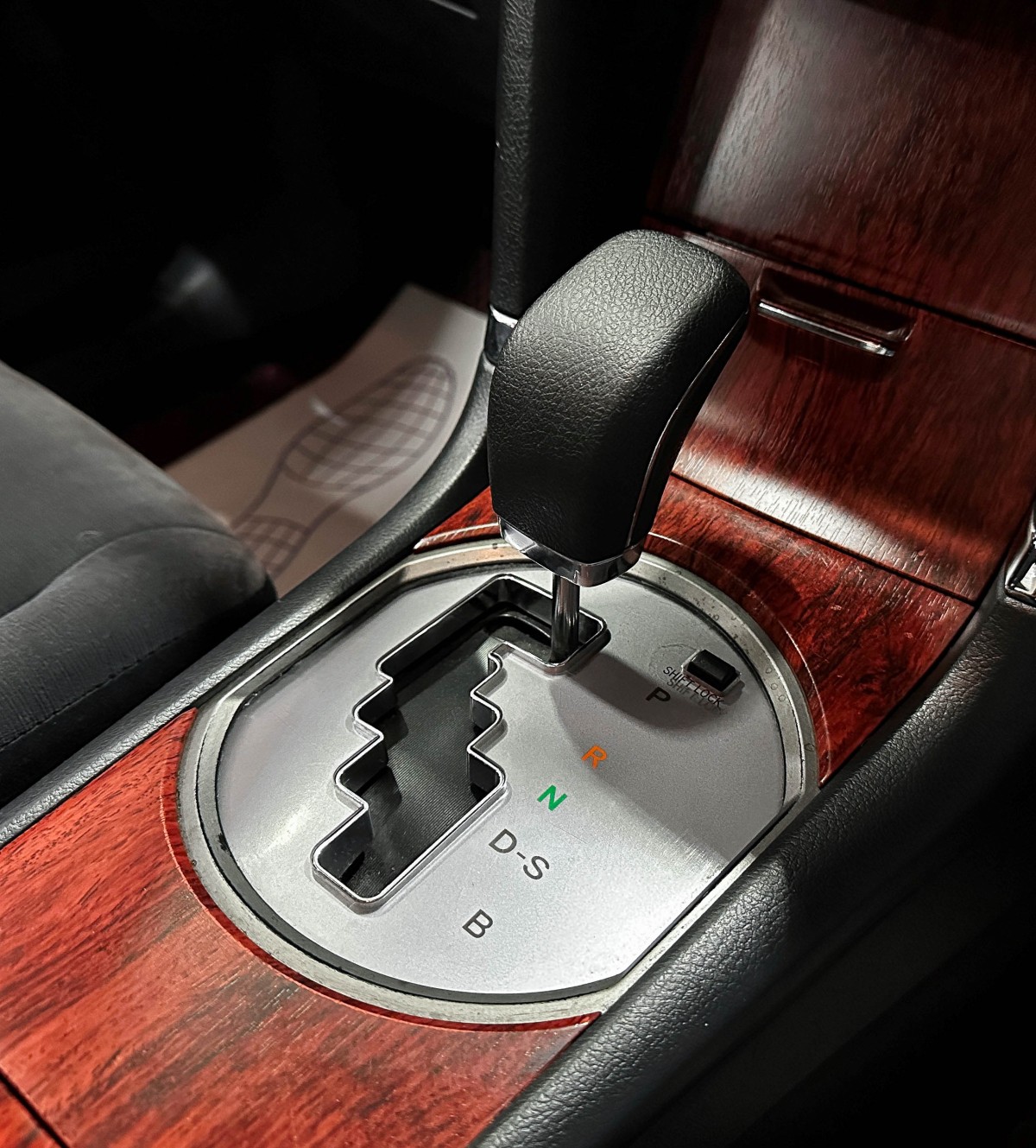 Toyota Premio - фото 23