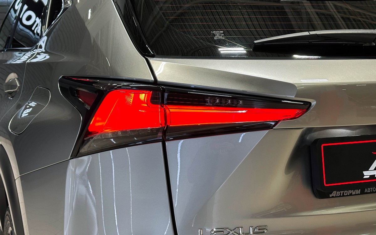 Lexus NX200 - фото 9