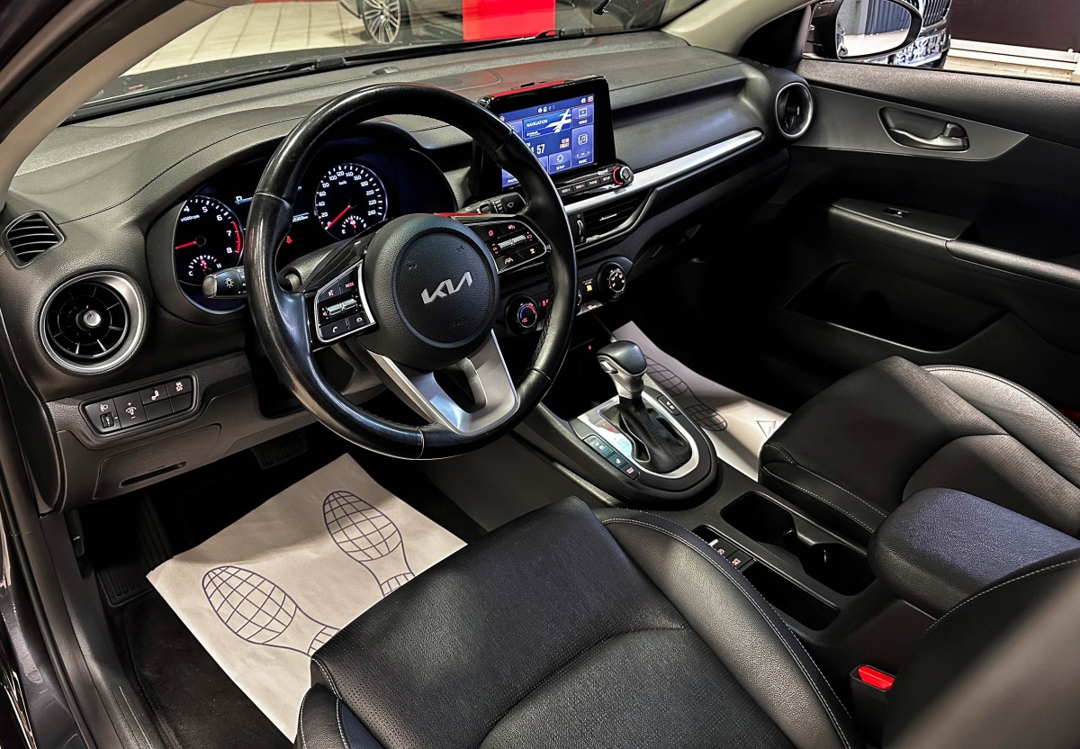 Kia K3 - фото 11