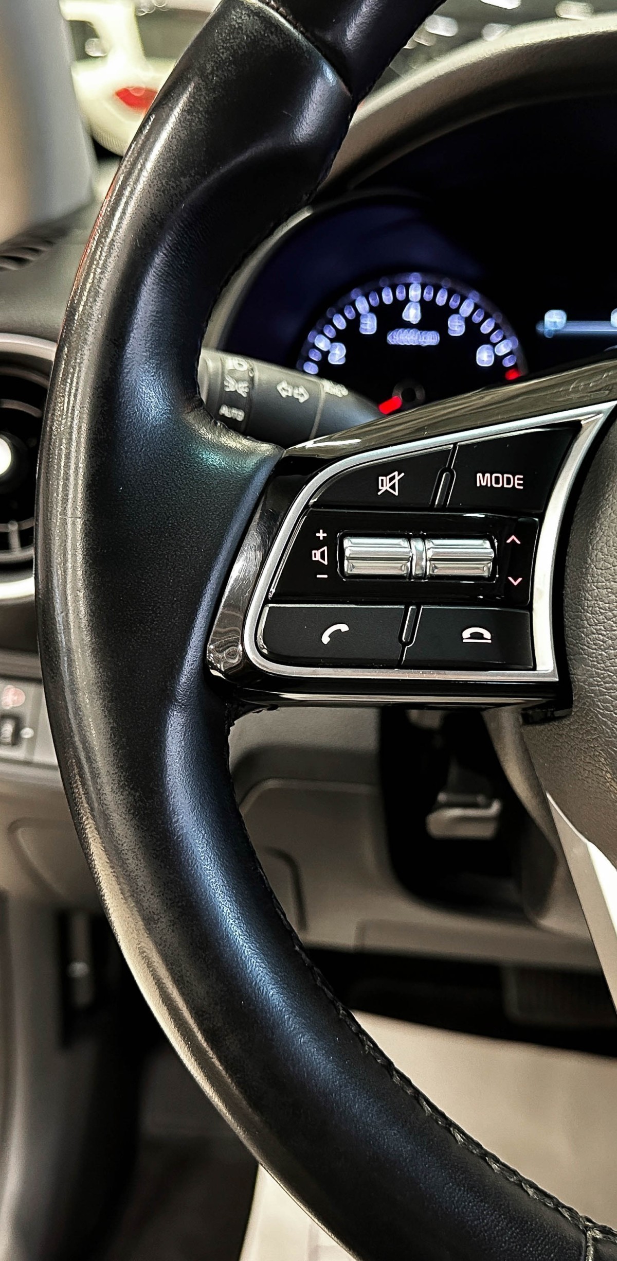 Kia K3 - фото 23