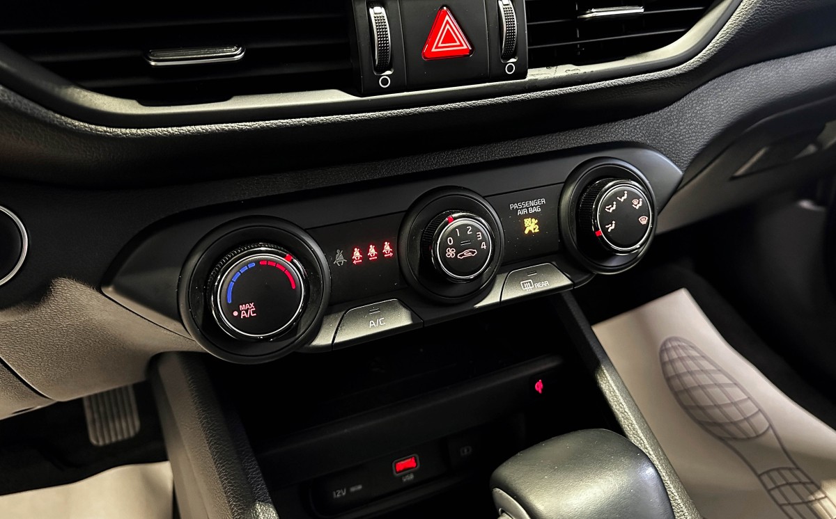 Kia K3 - фото 27