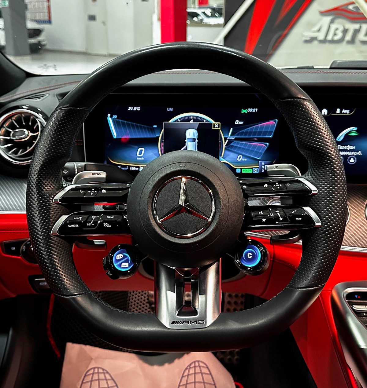 Mercedes-Benz AMG GT - фото 36