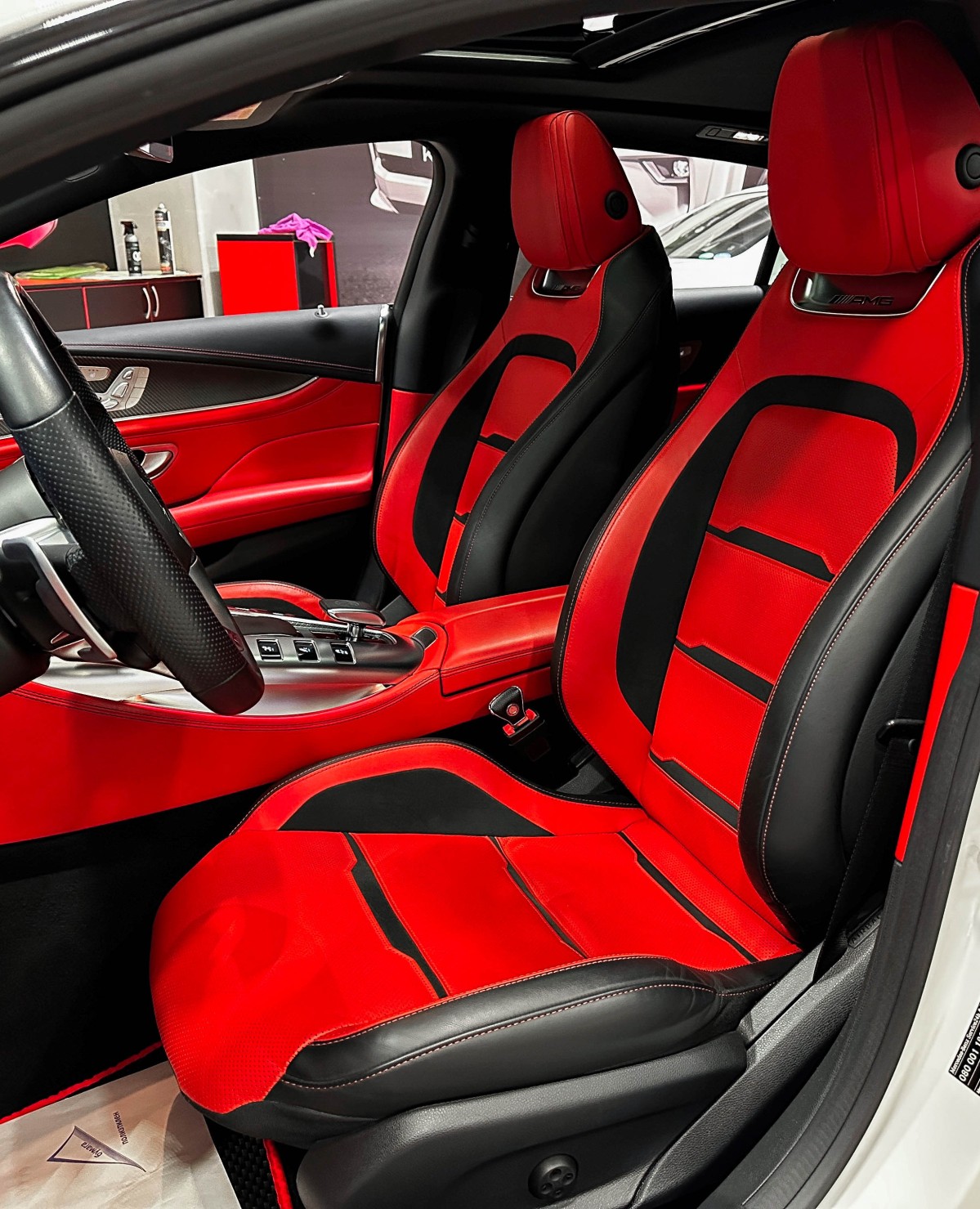 Mercedes-Benz AMG GT - фото 13