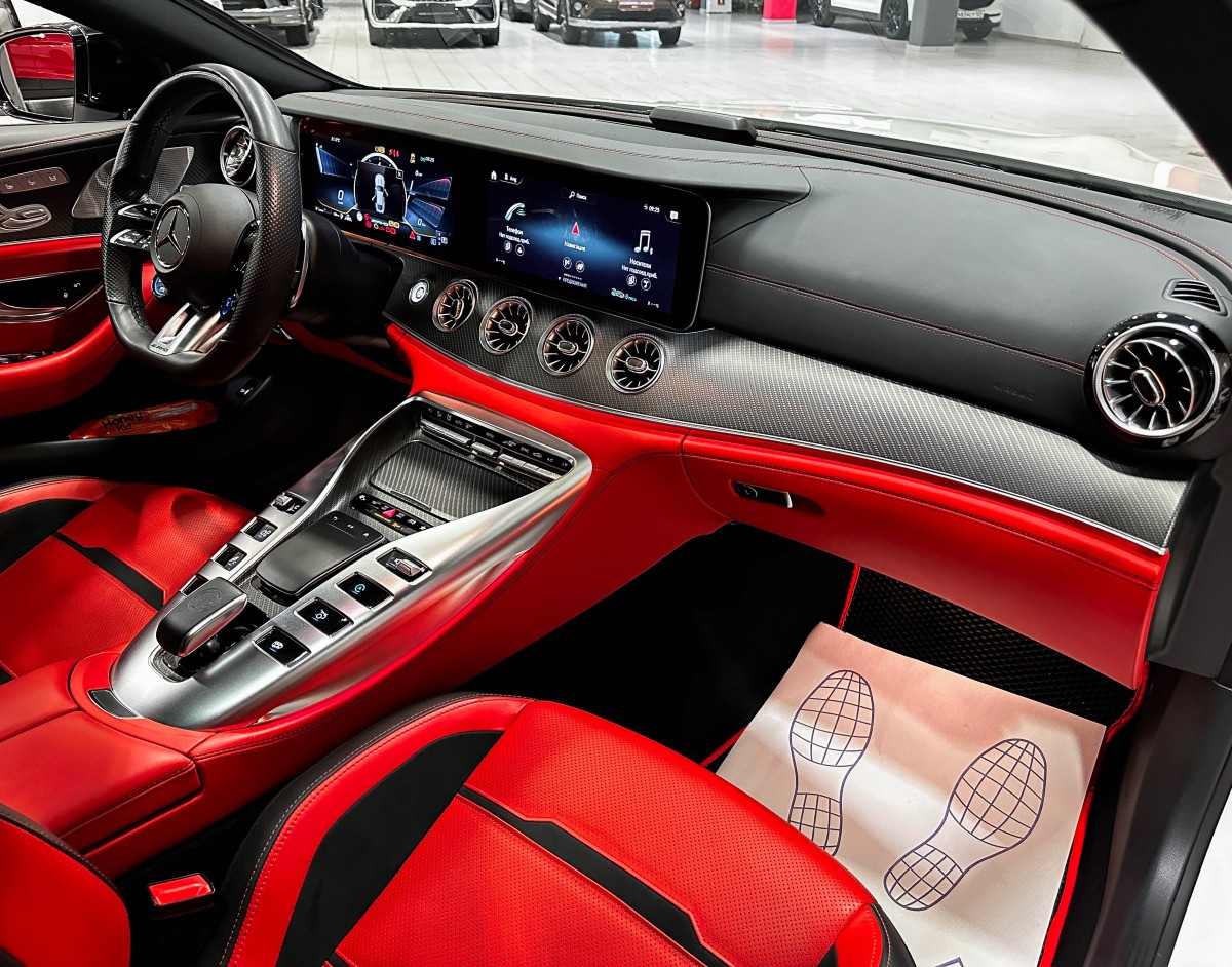 Mercedes-Benz AMG GT - фото 18