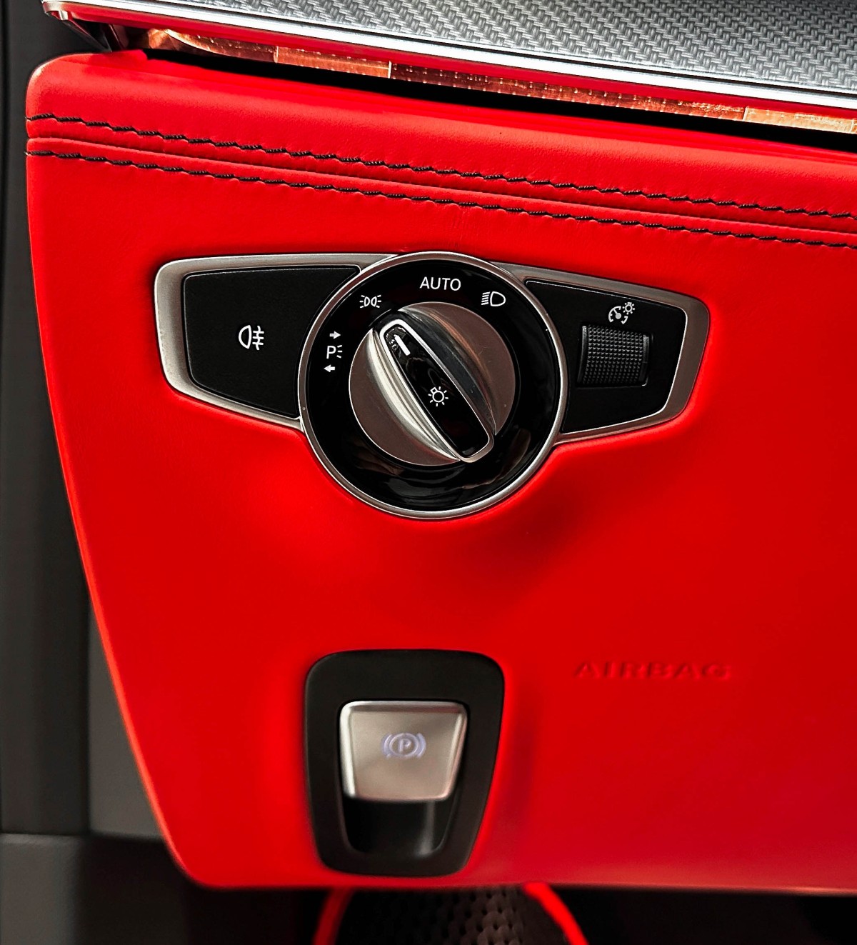 Mercedes-Benz AMG GT - фото 21