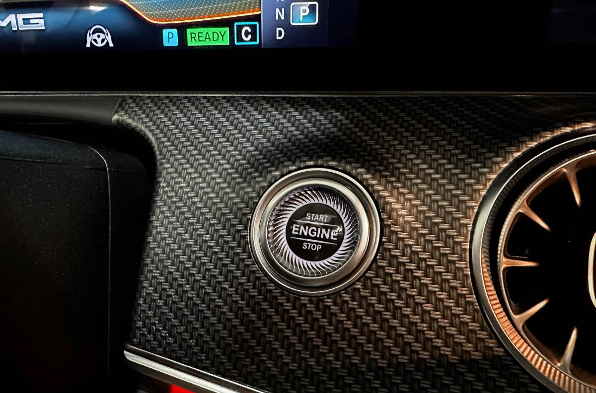 Mercedes-Benz AMG GT - фото 25