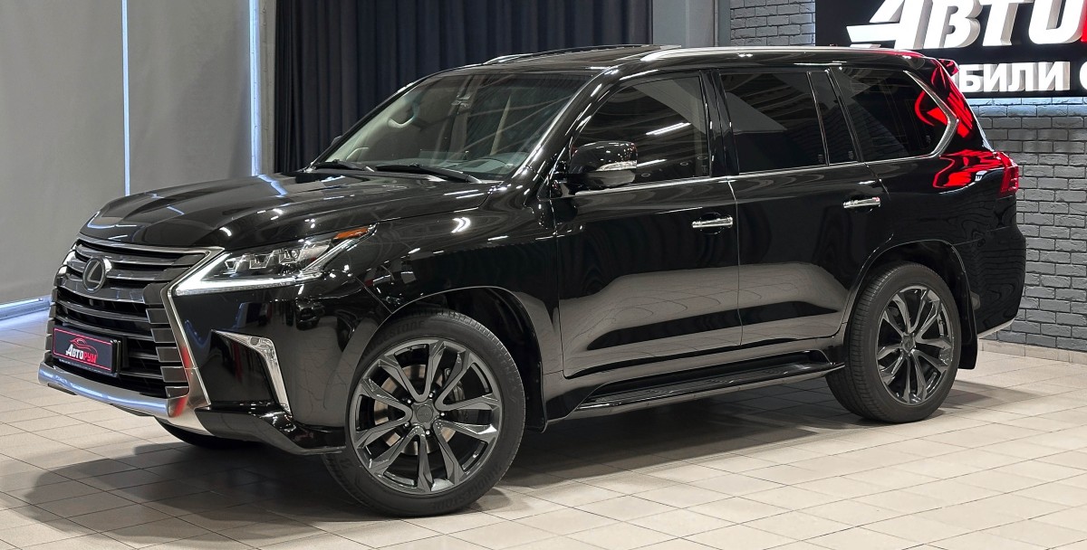 Lexus LX 570 - фото 2