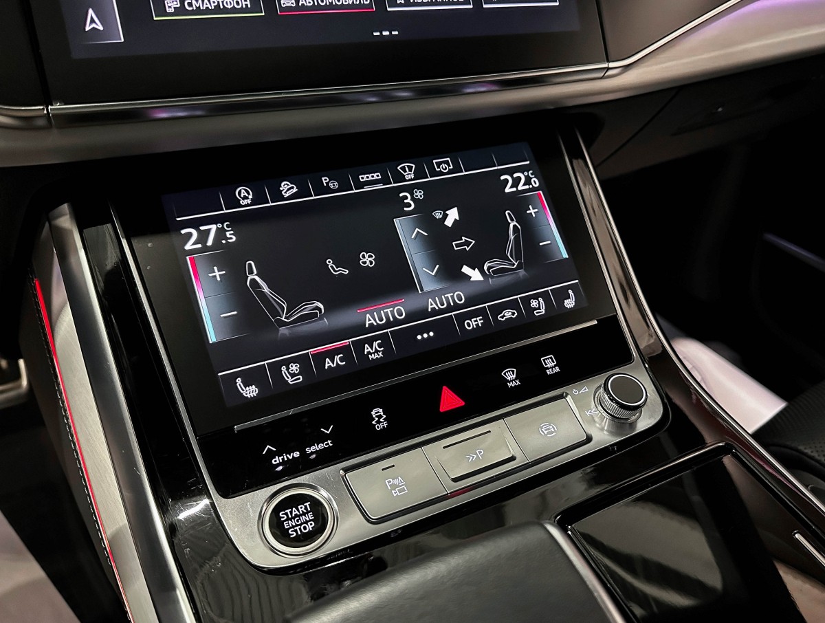 Audi Q8 - фото 29