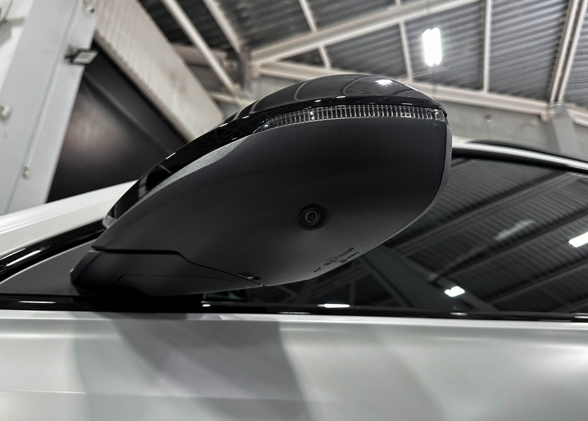 Audi Q8 - фото 36