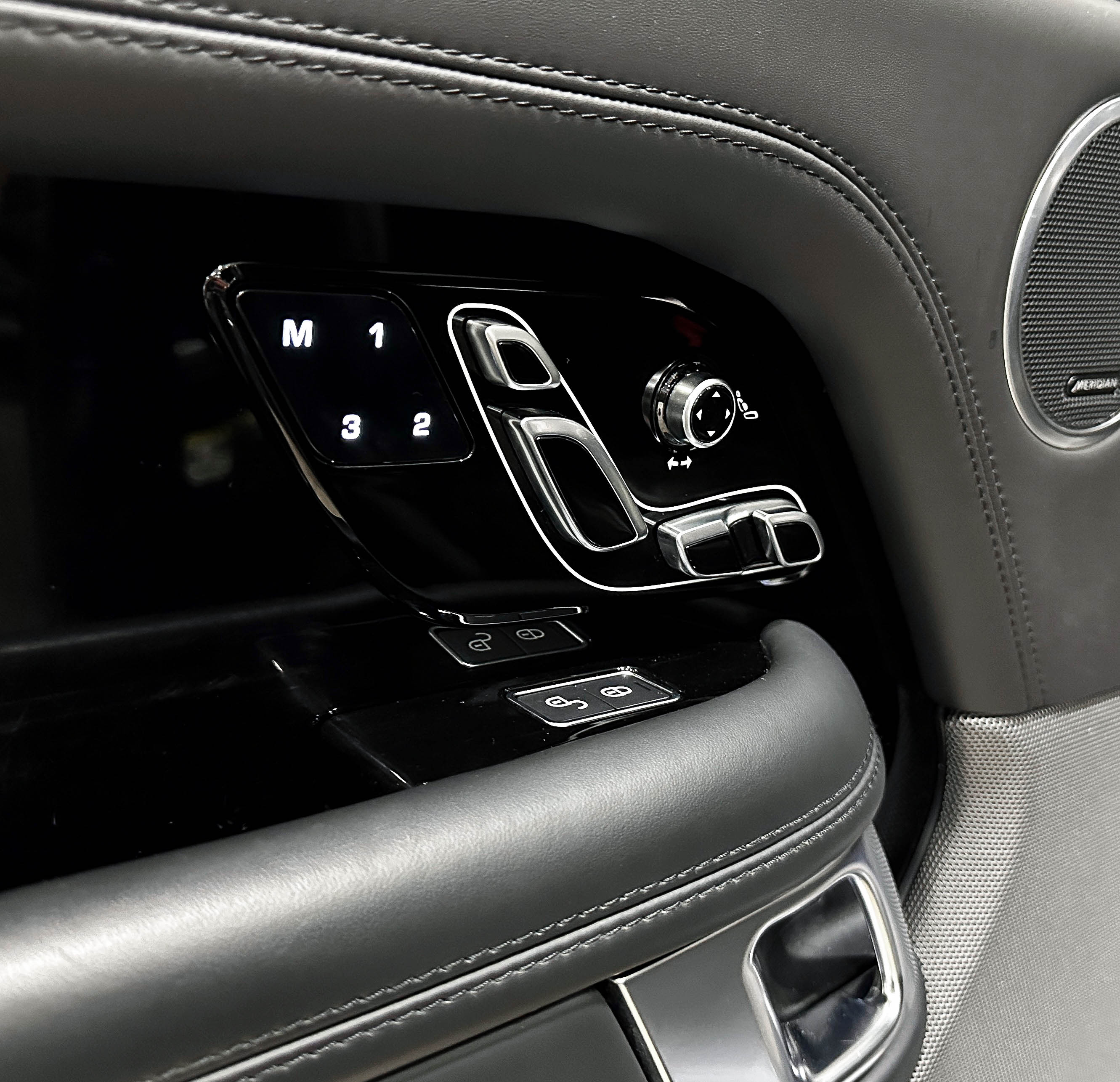 Land Rover Range Rover - фото 20