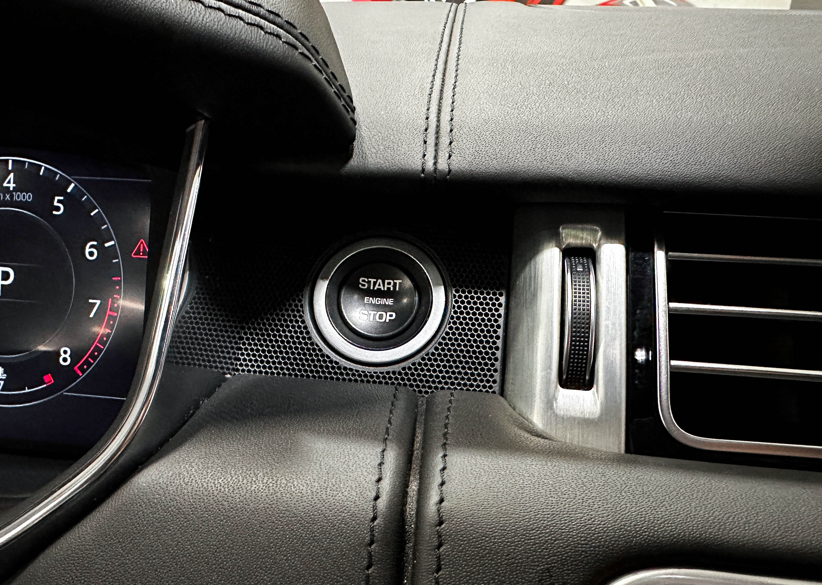 Land Rover Range Rover - фото 25