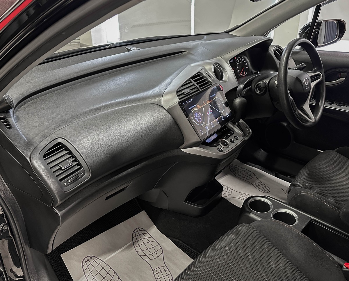 Honda Stream - фото 19