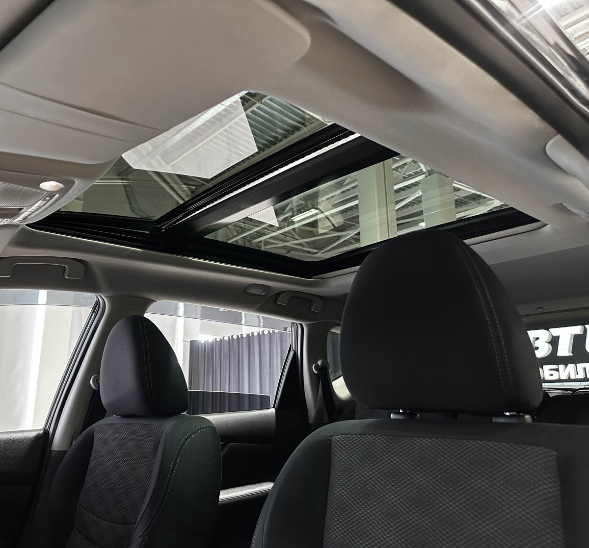 Nissan X-Trail - фото 28