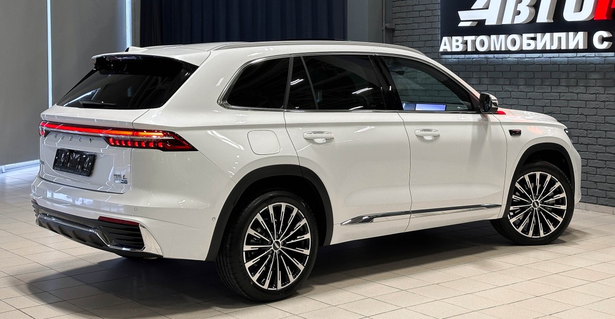 Geely Monjaro - фото 7