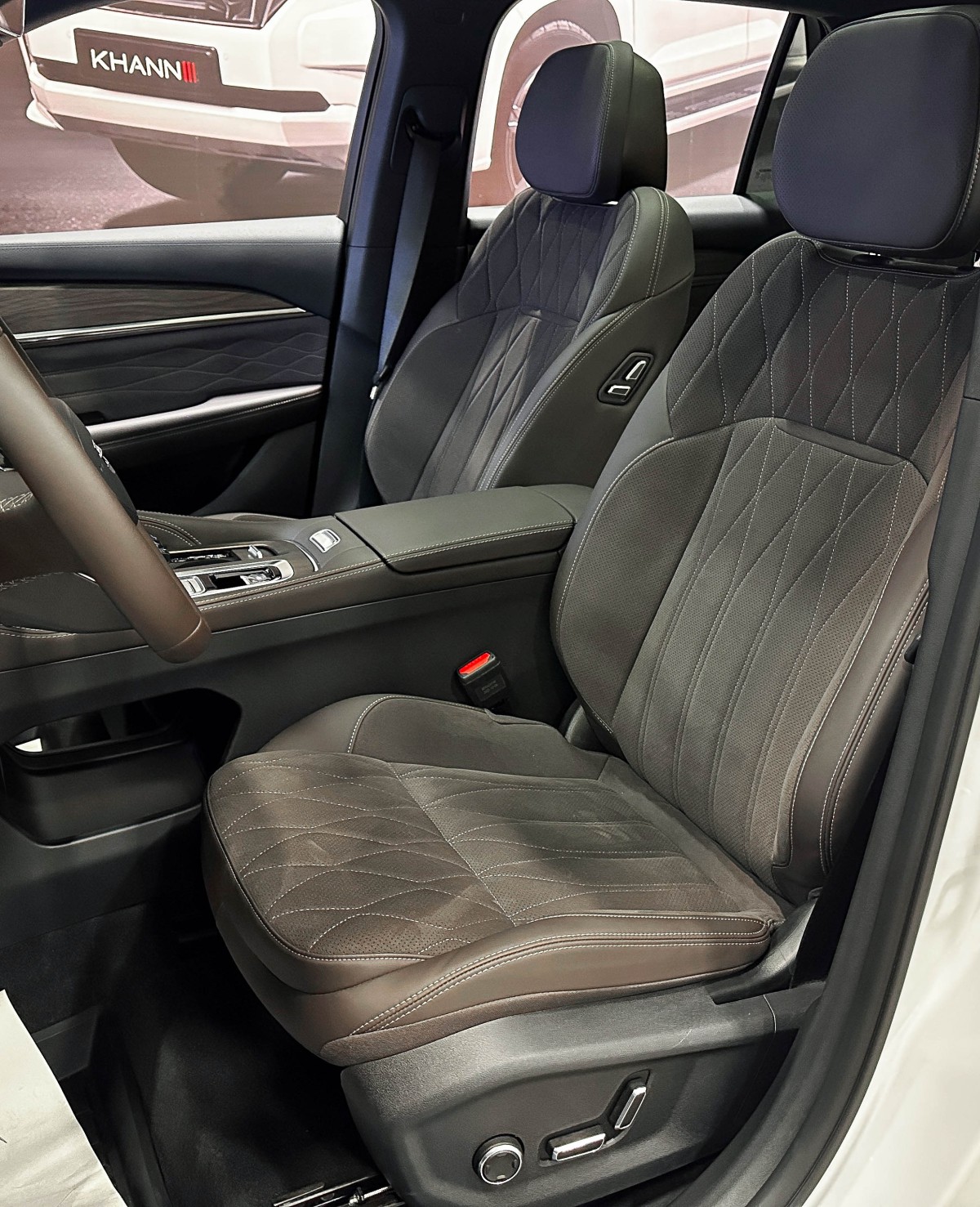 Geely Monjaro - фото 12