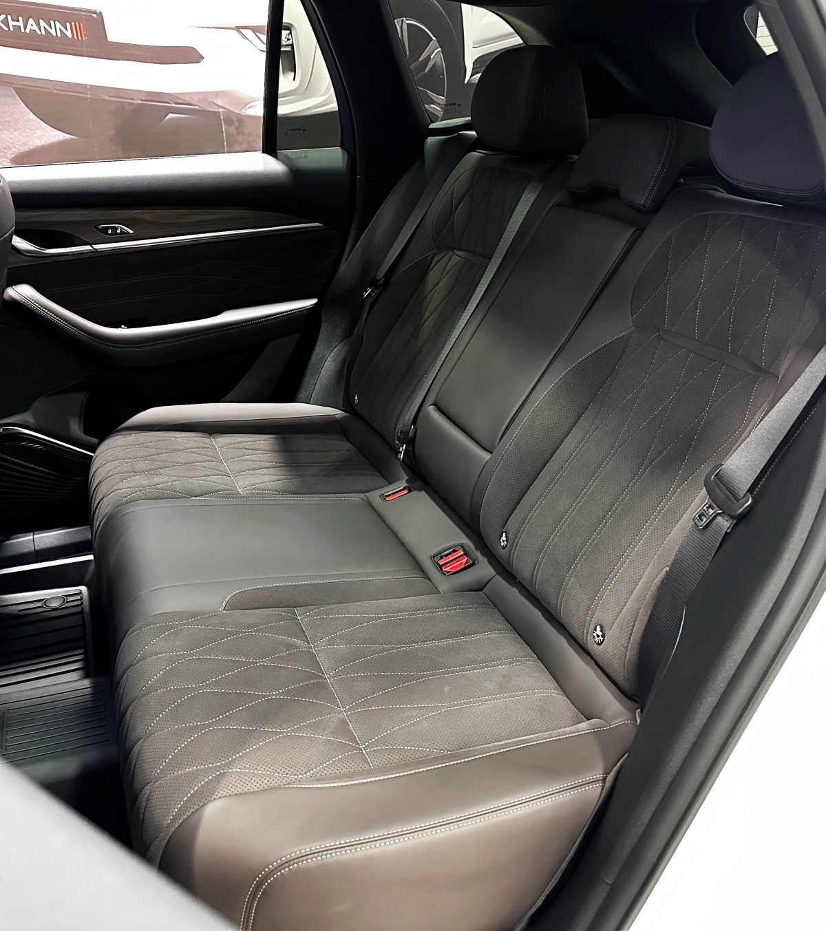 Geely Monjaro - фото 13